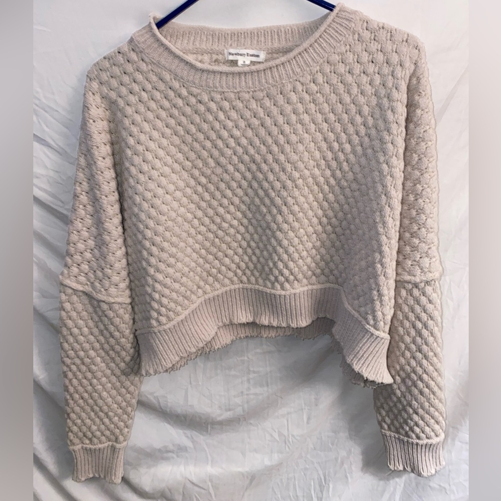 Loose fit sweater